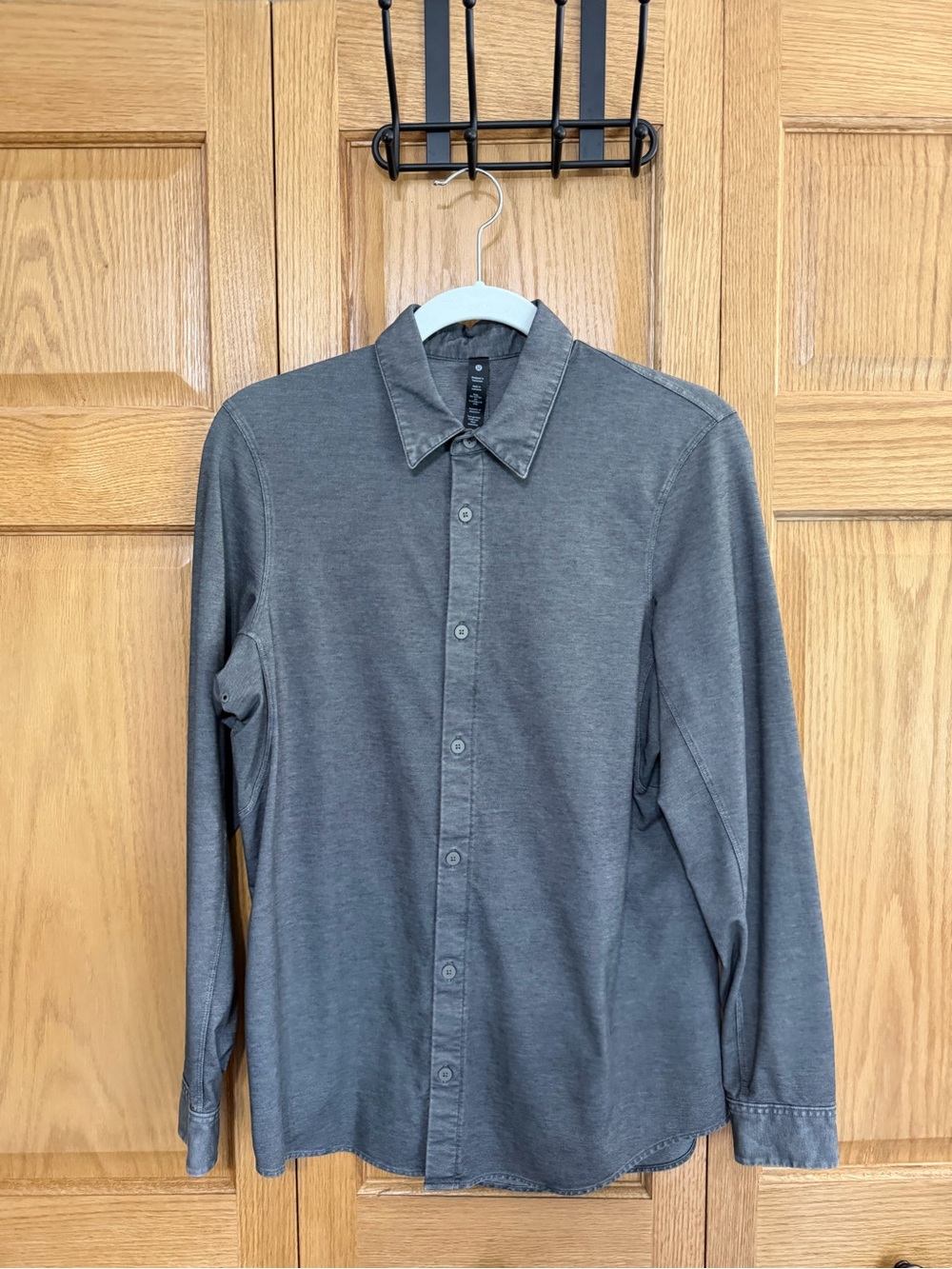 Lululemon Commission Long-Sleeve in charcoal/washed grey